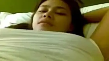 Jilat Memek Cewek Montok Keenakan poster